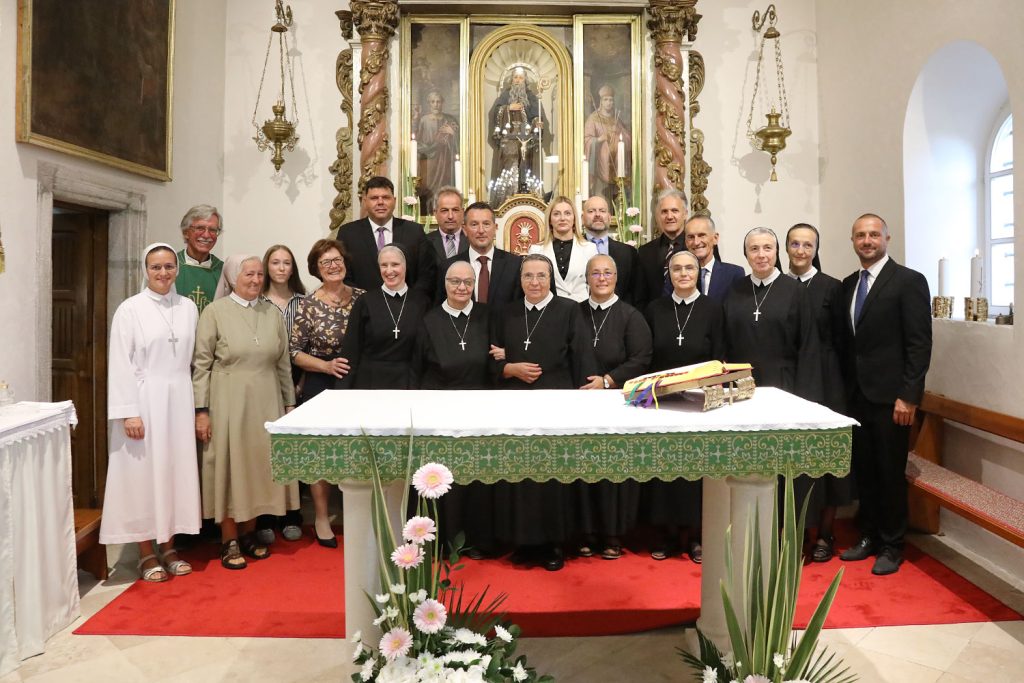 Oproštaj od Službenica Milosrđa u Mlinima: “Sve što ste vjerno svjedočile ostaje duboko zapisano u srcu naše zajednice”