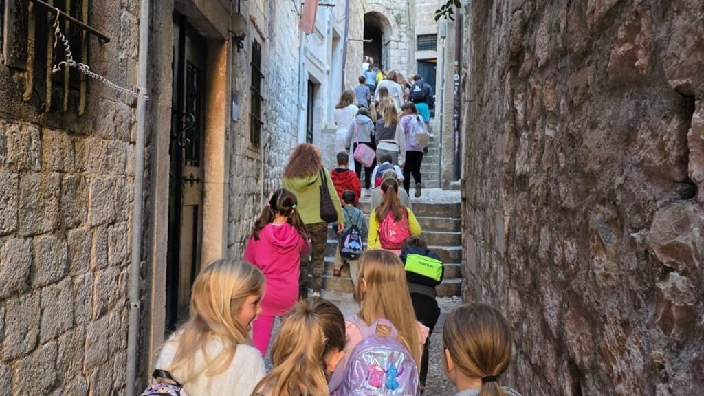 Susret djece na temu “Hodočasnici nade”