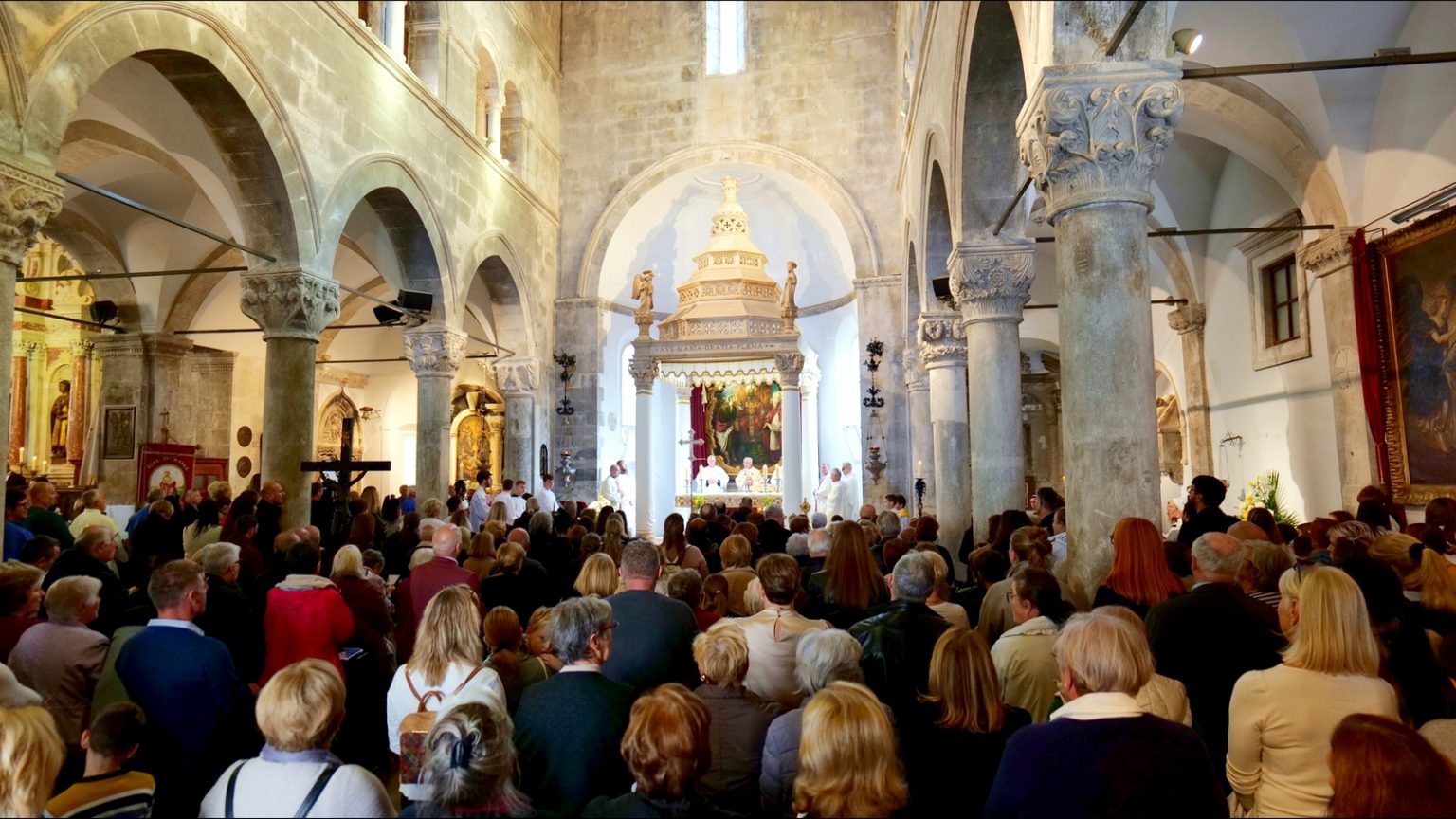 Korčula: Veliki broj vjernika sudjelovao na Jubilejskom dekanatskom hodočašću