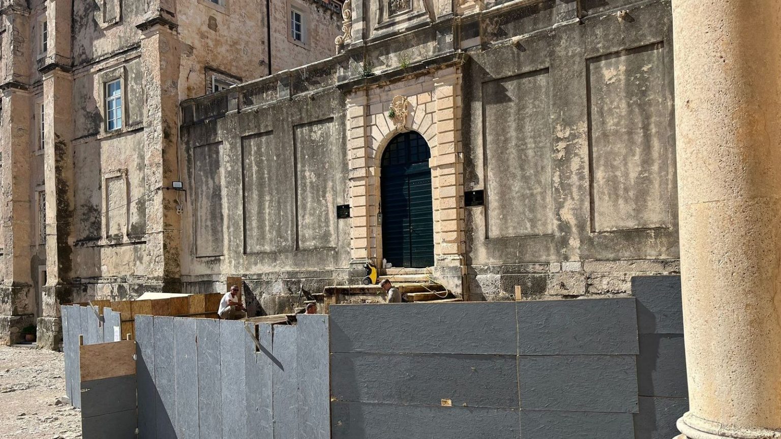 Počinje obnova stubišta na zgradi Collegiuma Ragusinuma
